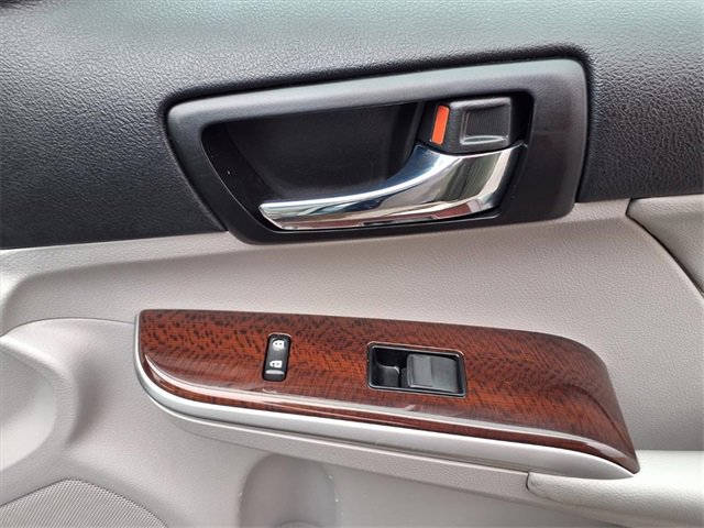 Used 2012 Toyota Camry XLE image 82