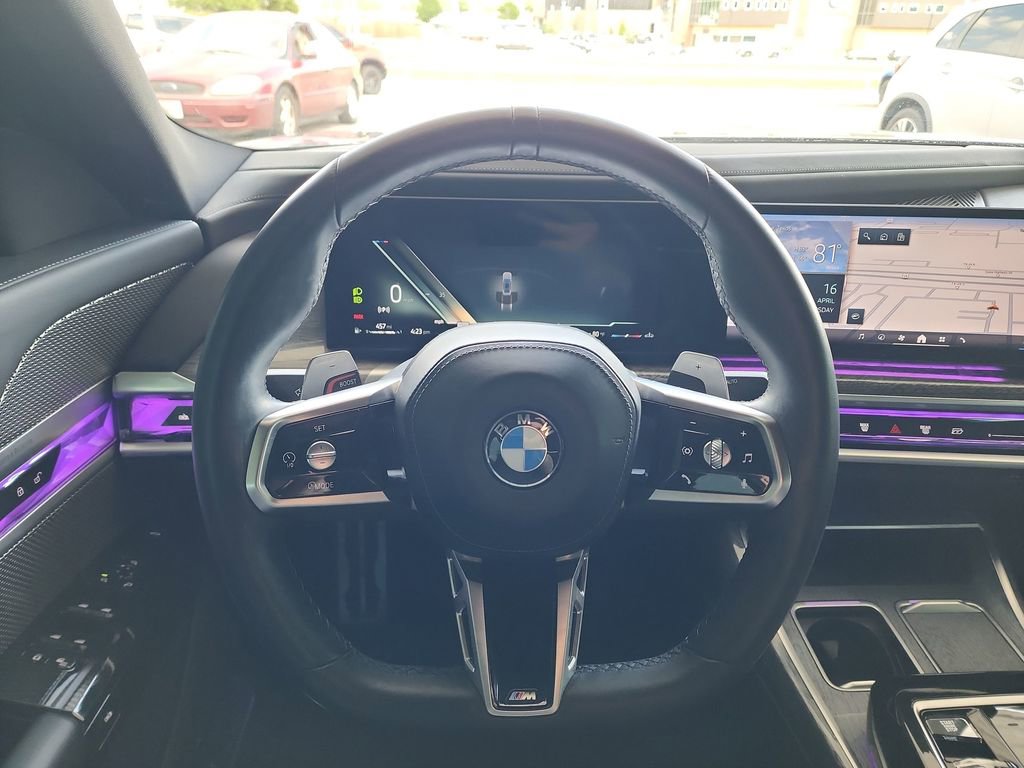 Used 2023 BMW 740i w/ Executive Package image 18