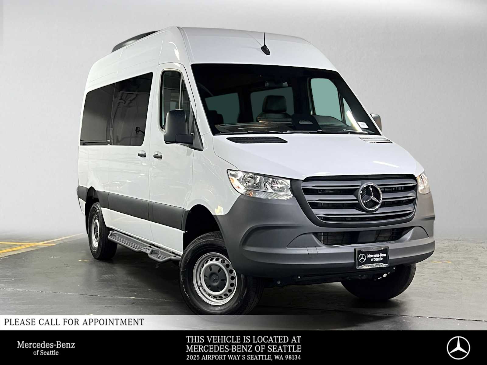 Used 2025 Mercedes-Benz Sprinter 2500 image 1