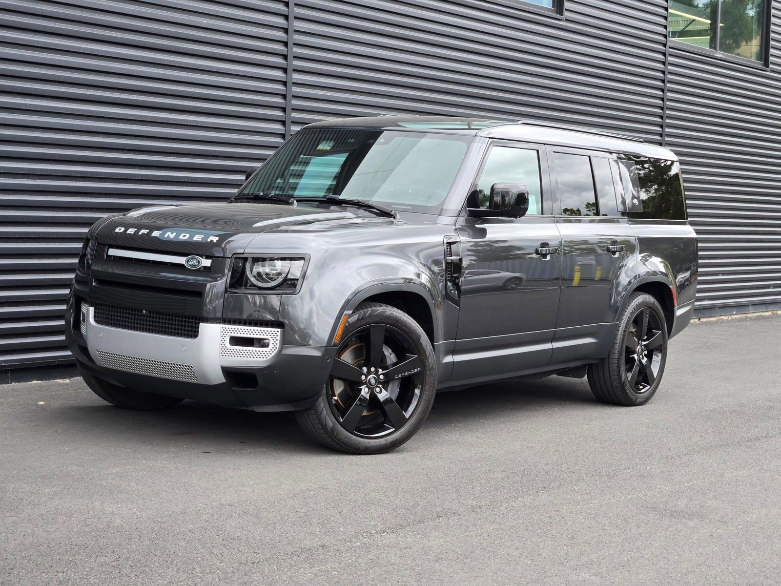 Used 2024 Land Rover Defender 130 S AWD/4WD image 1