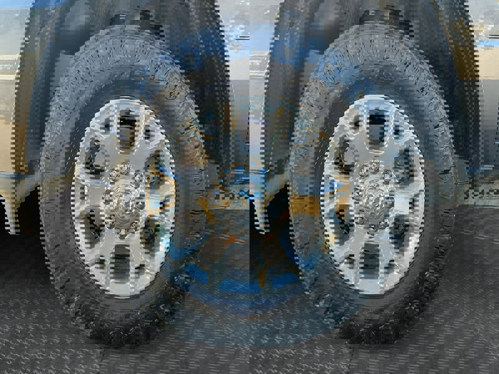 Used 2024 RAM 2500 Laramie image 13