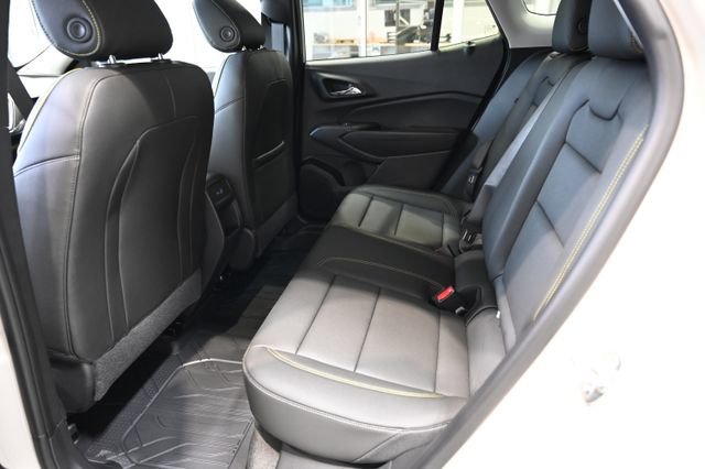 New 2026 Chevrolet Trax ACTIV w/ Driver Confidence Package FWD image 11