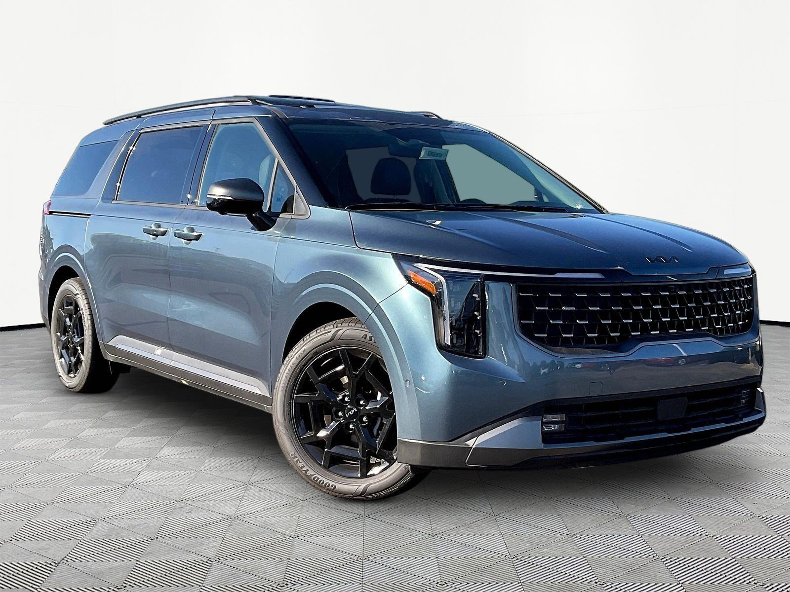New 2027 Kia Carnival SX Prestige FWD image 3