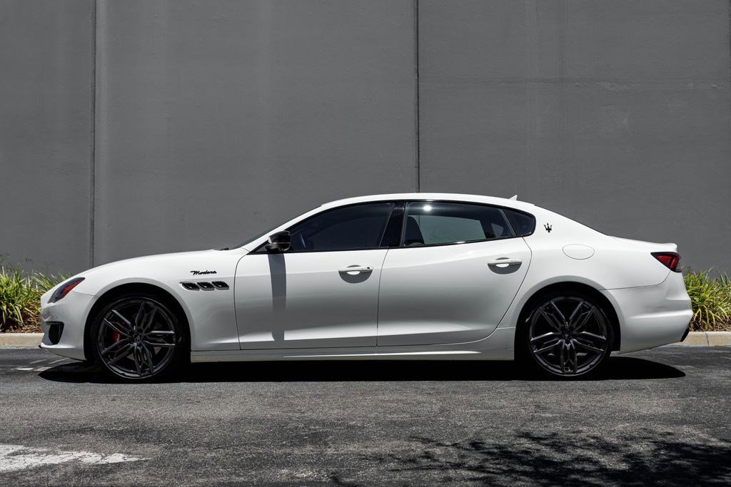 Used 2022 Maserati Quattroporte Modena RWD image 2