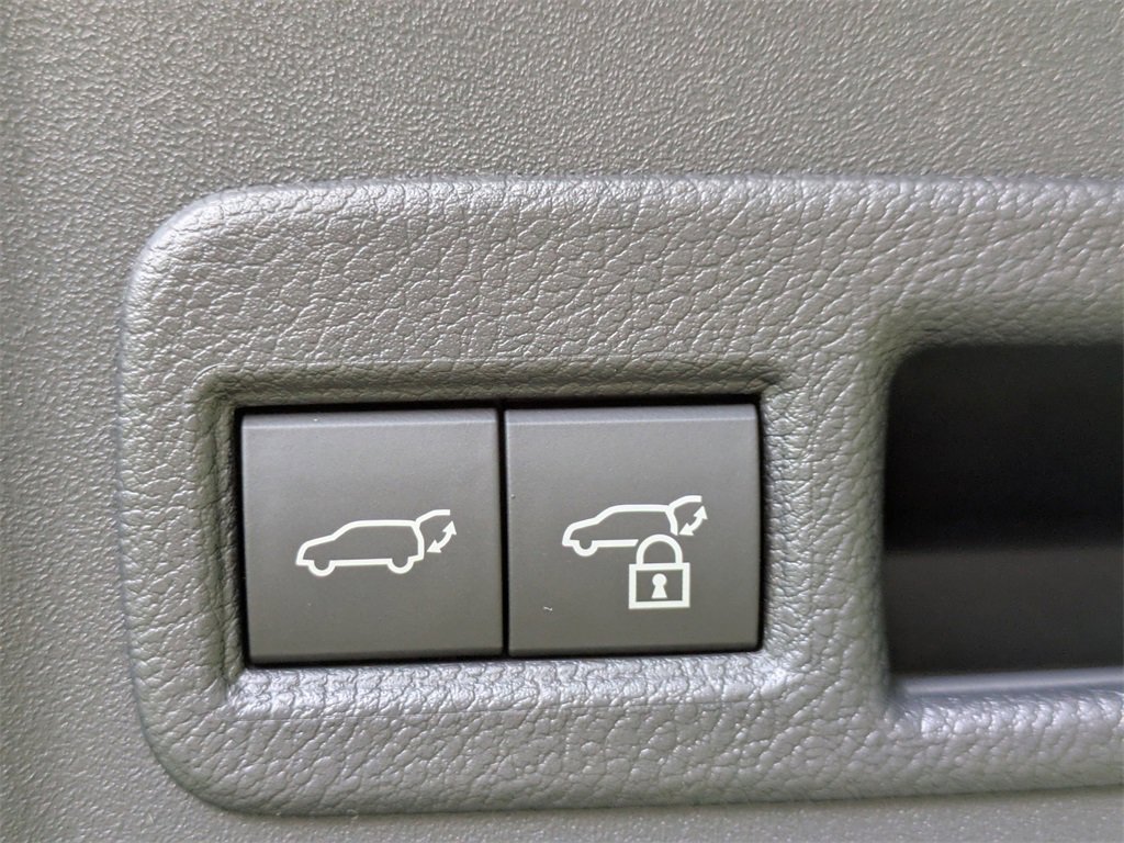 New 2025 Subaru Solterra Touring image 15