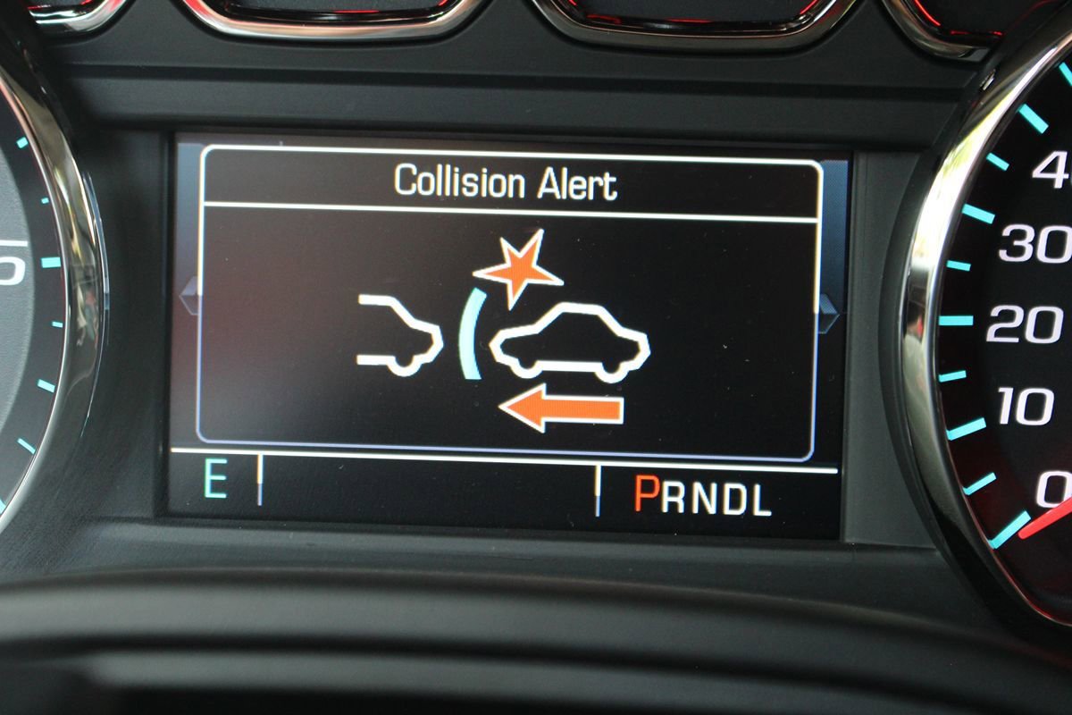 Used 2020 Chevrolet Suburban LT RWD image 25