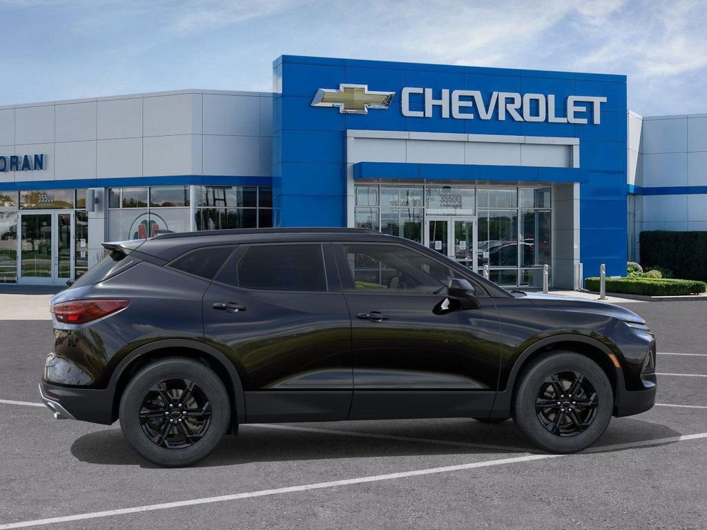 New 2025 Chevrolet Blazer LT w/ Convenience Package image 5