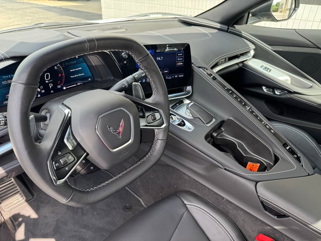 Used 2023 Chevrolet Corvette Stingray Convertible image 14