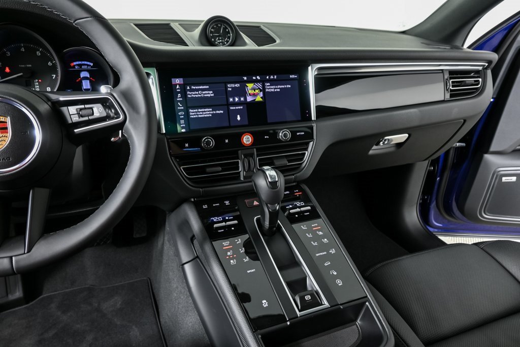 New 2026 Porsche Macan image 13