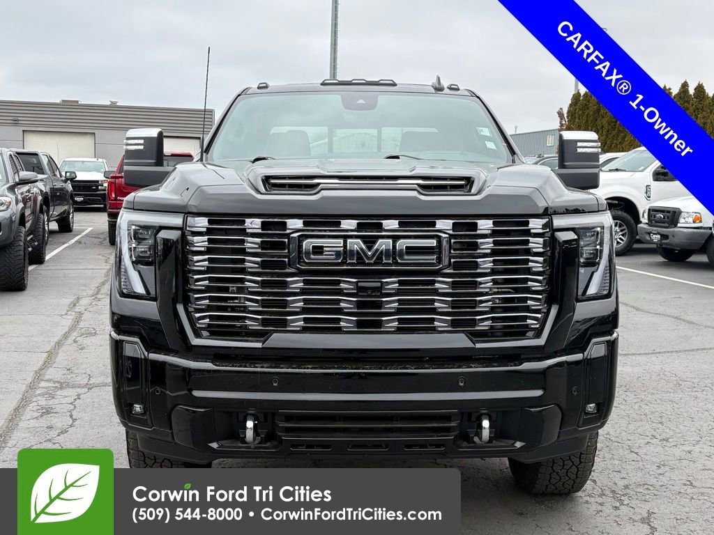 Used 2025 GMC Sierra 2500 Denali Ultimate image 2