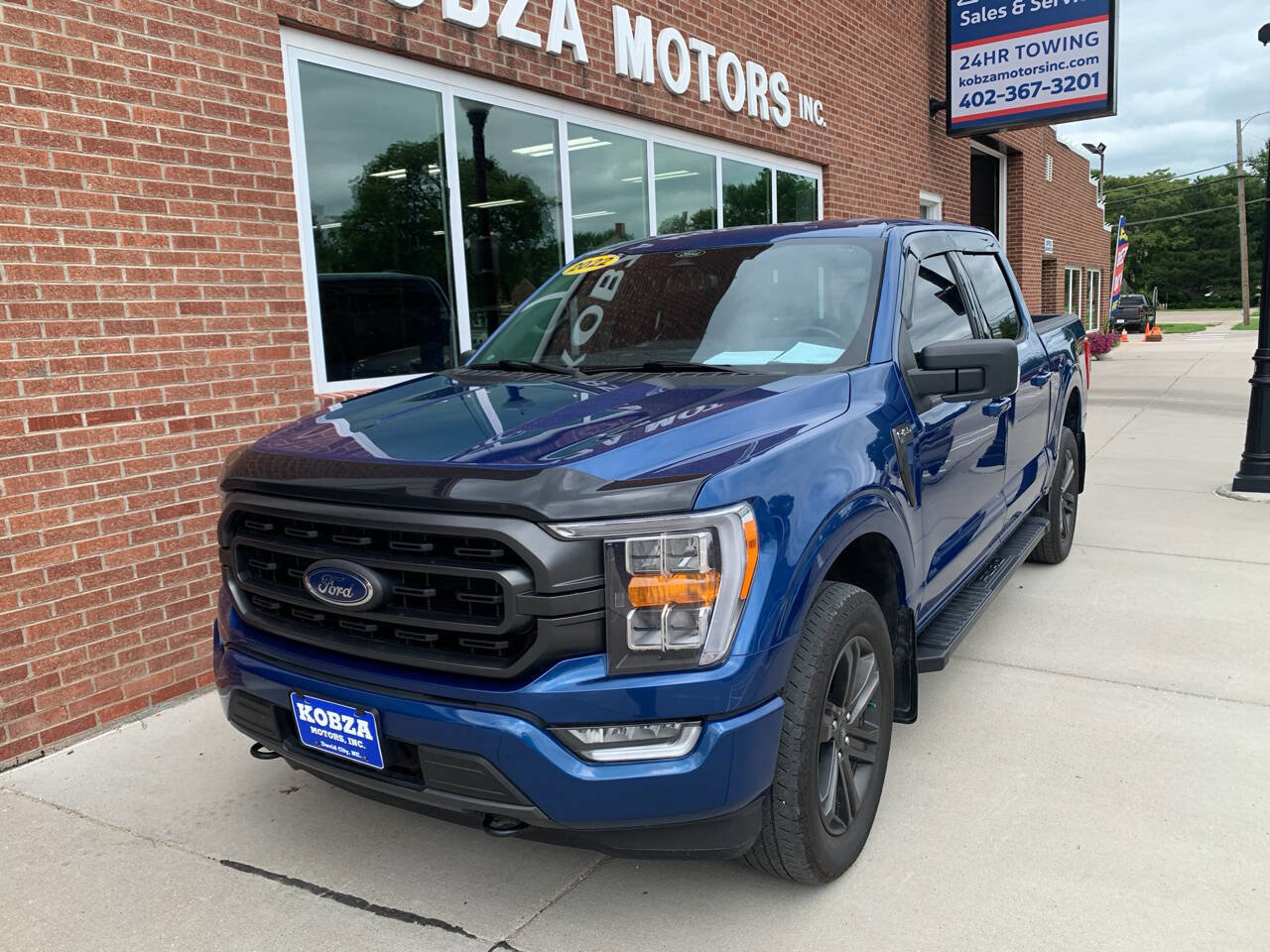 Used 2022 Ford F150 XLT w/ Equipment Group 302A High image 5