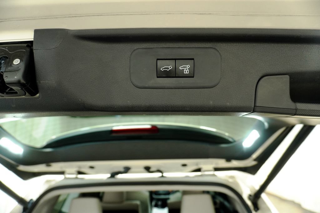 Used 2024 Toyota Grand Highlander AWD image 8