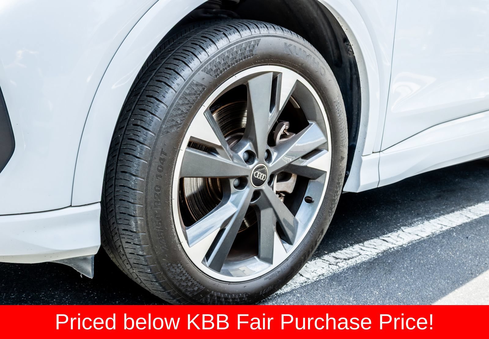 Used 2022 Audi Q4 e-tron Premium Plus AWD/4WD image 11