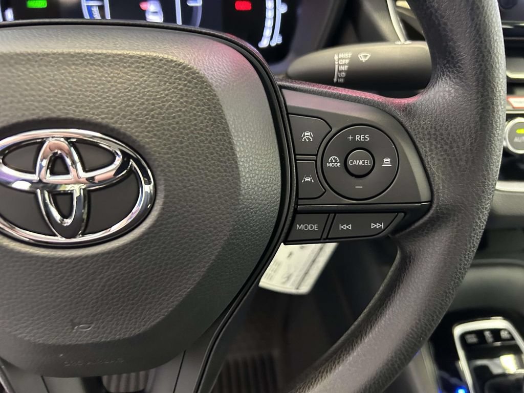 Used 2026 Toyota Corolla LE w/ LE Premium Package FWD image 20