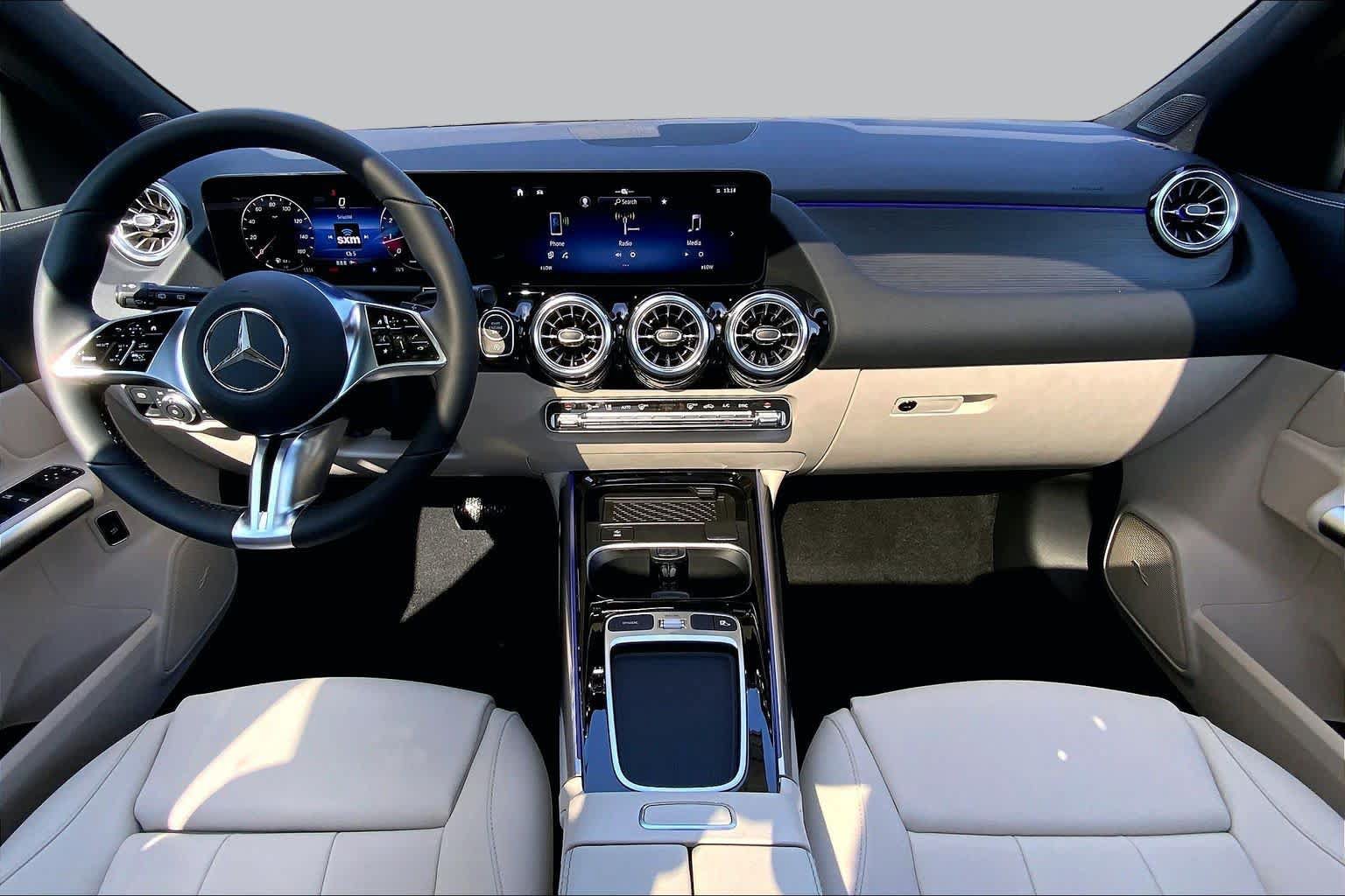 New 2026 Mercedes-Benz GLA 250 4MATIC image 5