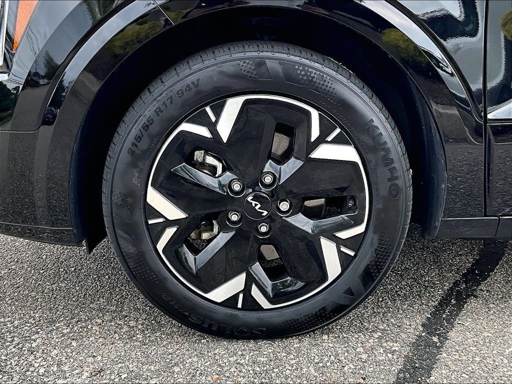 Used 2023 Kia Niro Wind w/ Wind Preserve Package FWD image 7