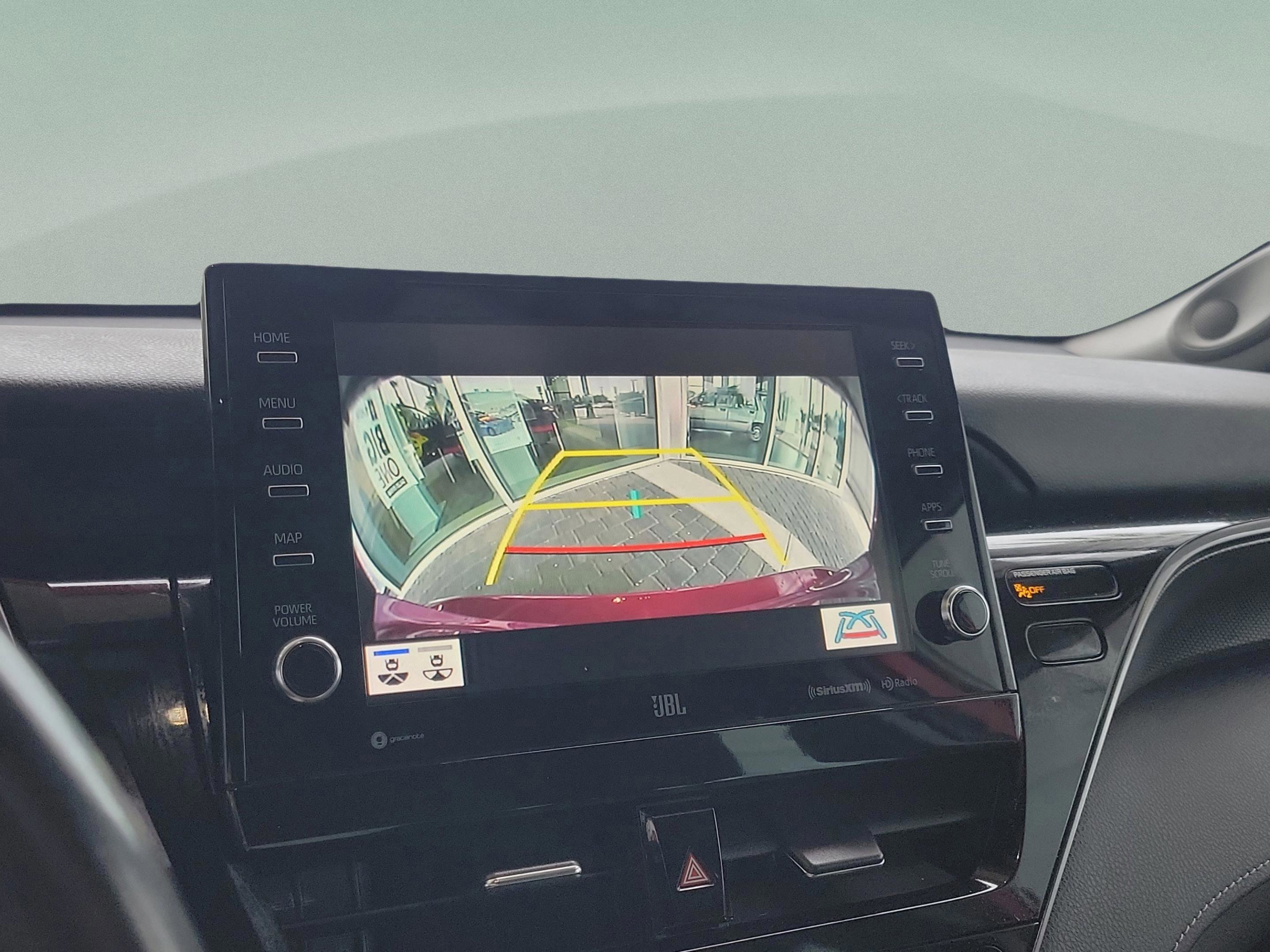 Used 2022 Toyota Camry XSE image 15