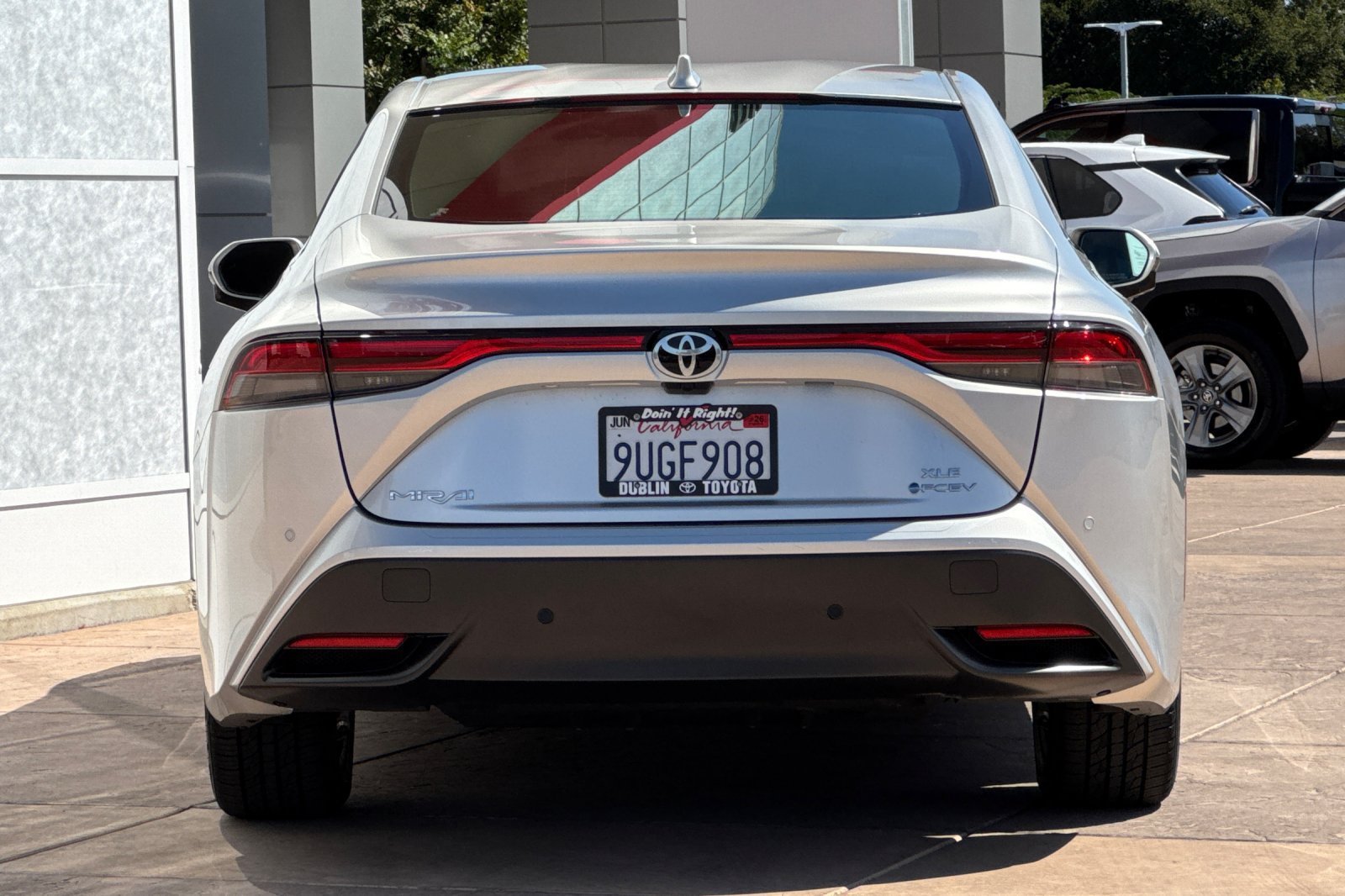 Certified 2025 Toyota Mirai XLE RWD image 6