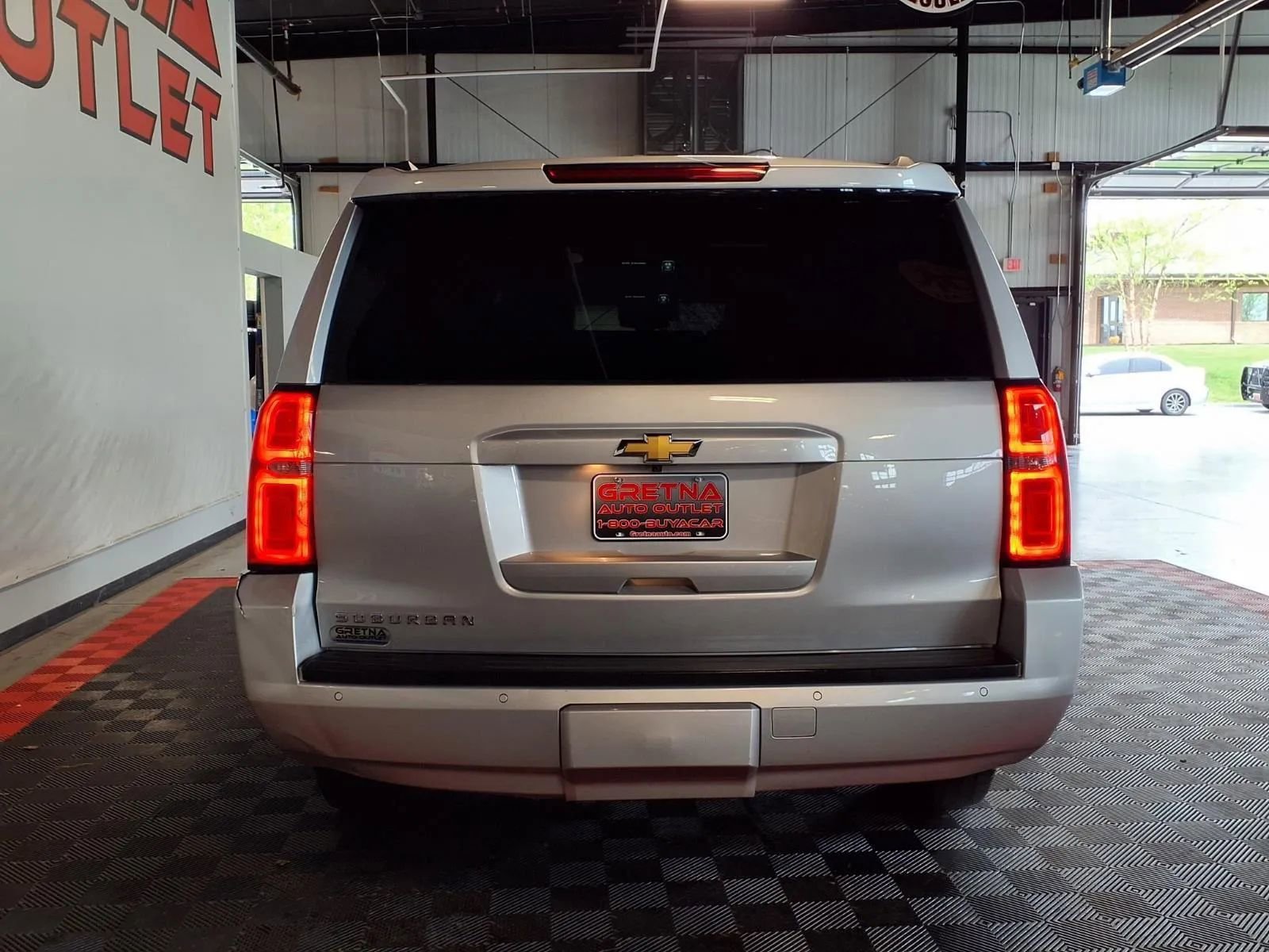 Used 2016 Chevrolet Suburban LT AWD/4WD image 5