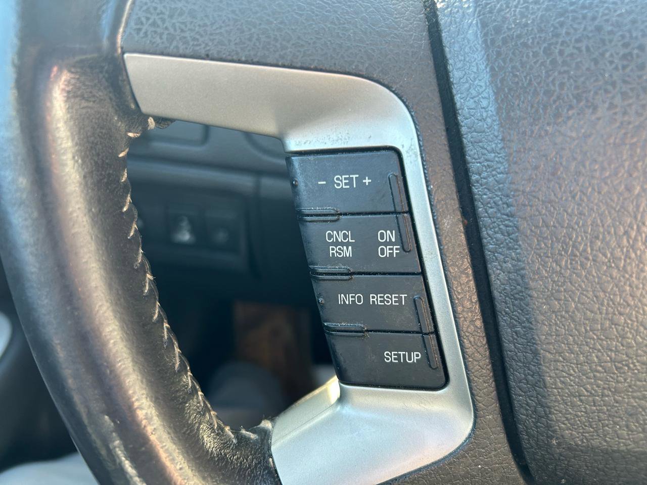 Used 2011 Ford Fusion SEL w/ Moons & Tunes Pkg image 19