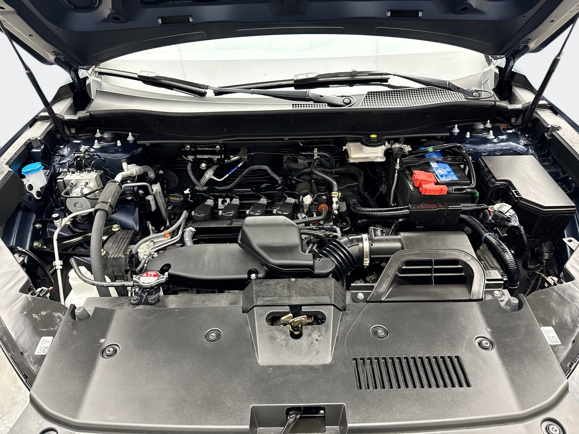 Used 2025 Honda CR-V LX image 23