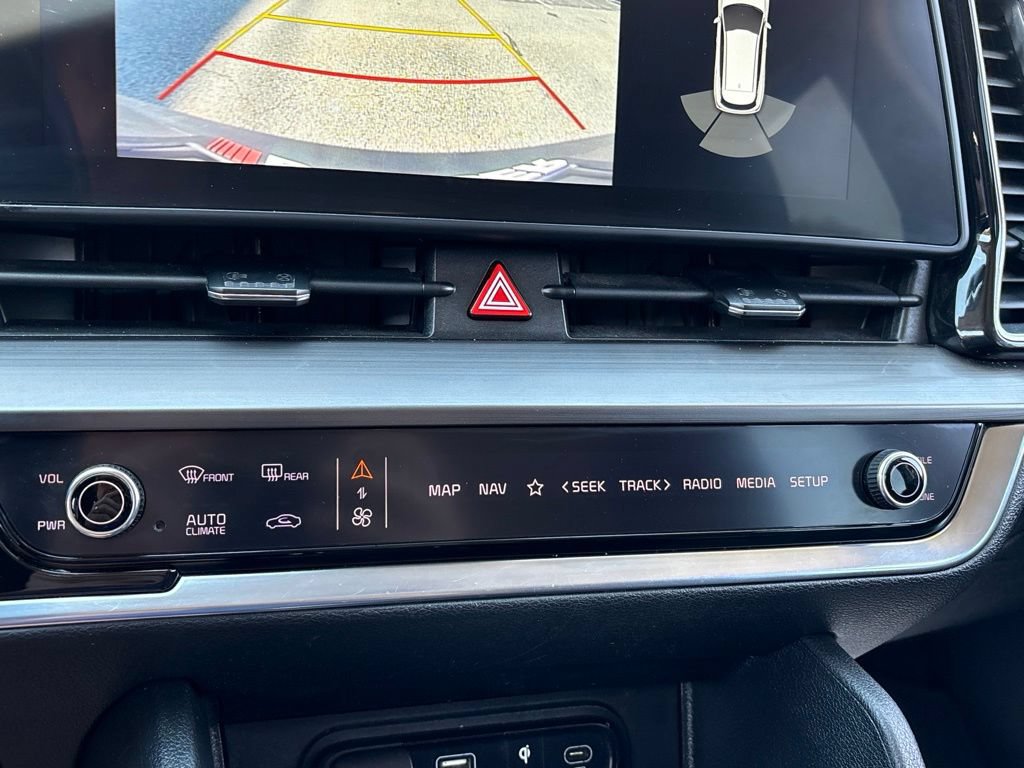 Used 2023 Kia Sportage EX FWD image 16