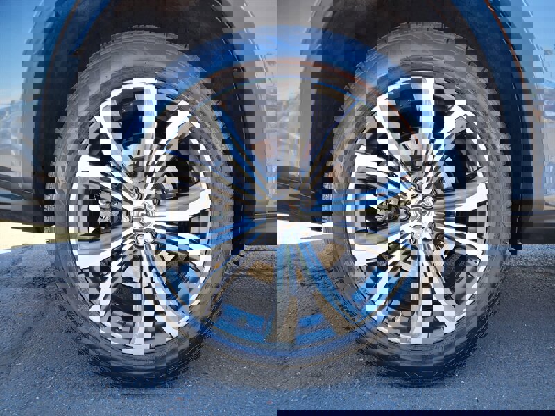 Used 2022 Lexus RX 350L w/ Premium Package image 20