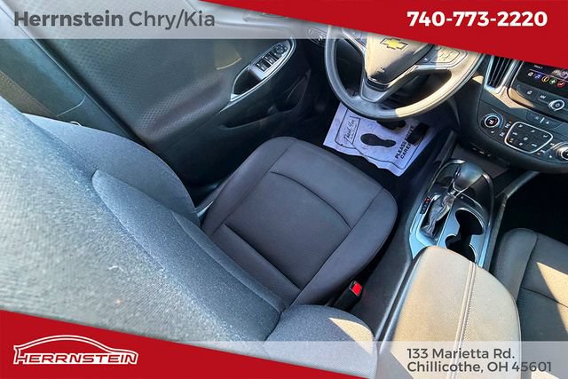 Used 2021 Chevrolet Malibu LT FWD image 12