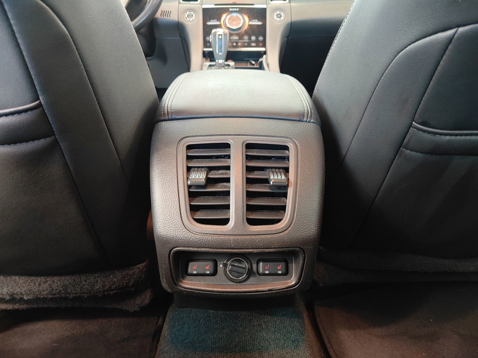 Used 2014 Ford Taurus Limited w/ Equipment Group 301A image 29