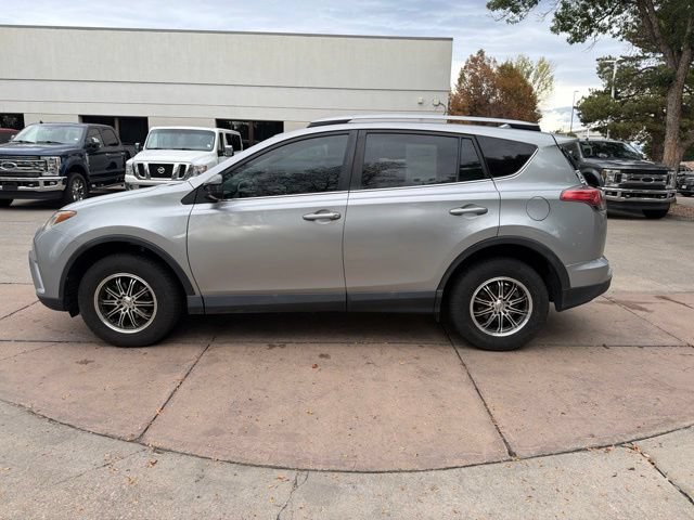 Used 2017 Toyota RAV4 LE FWD image 2