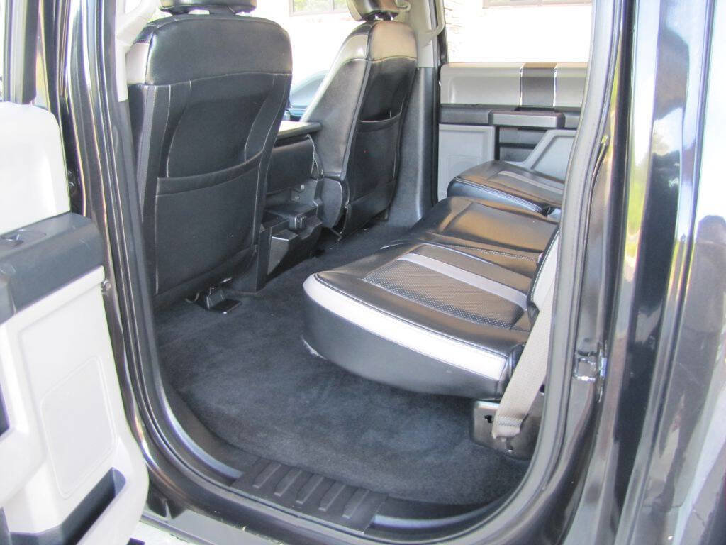 Used 2015 Ford F150 XLT AWD/4WD image 20