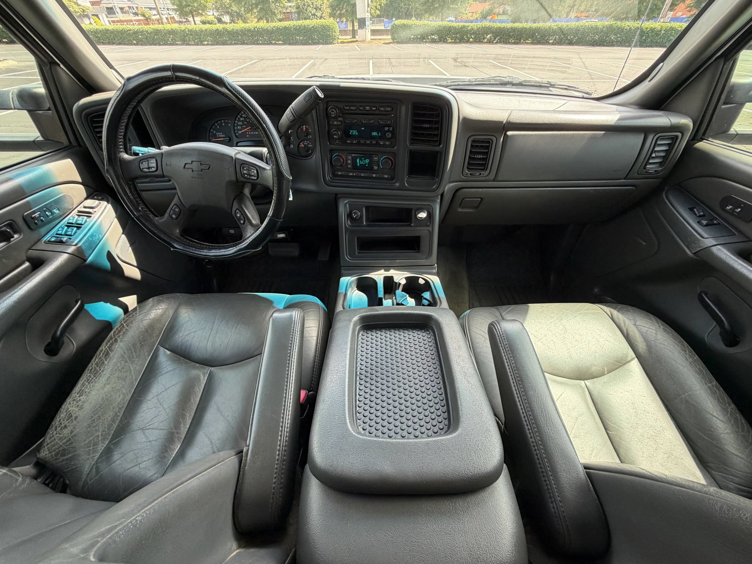 Used 2006 Chevrolet Silverado 3500 2WD Crew Cab image 18