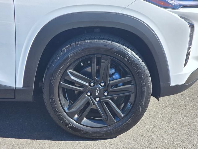 New 2026 Chevrolet Trax ACTIV w/ Sunroof Package FWD image 9