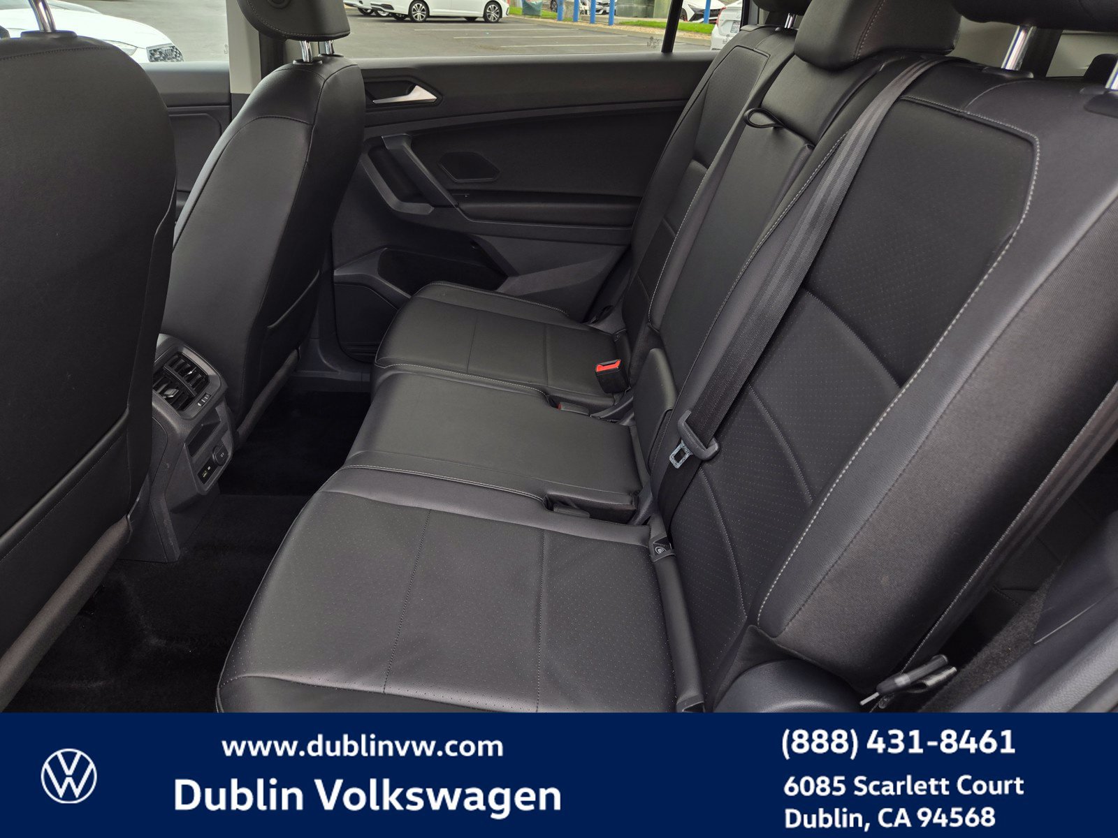 Used 2019 Volkswagen Tiguan SE FWD image 12
