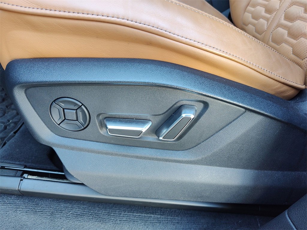 Used 2024 Audi RS Q8 w/ Black Optic Package image 24