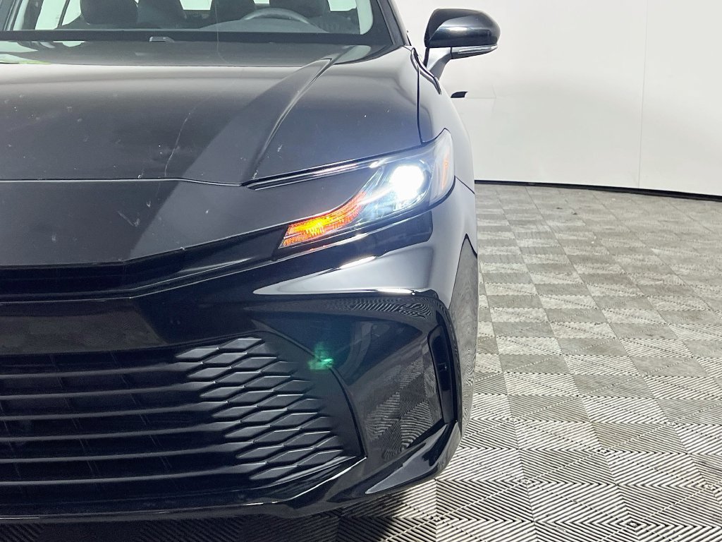 Used 2025 Toyota Camry LE FWD image 8