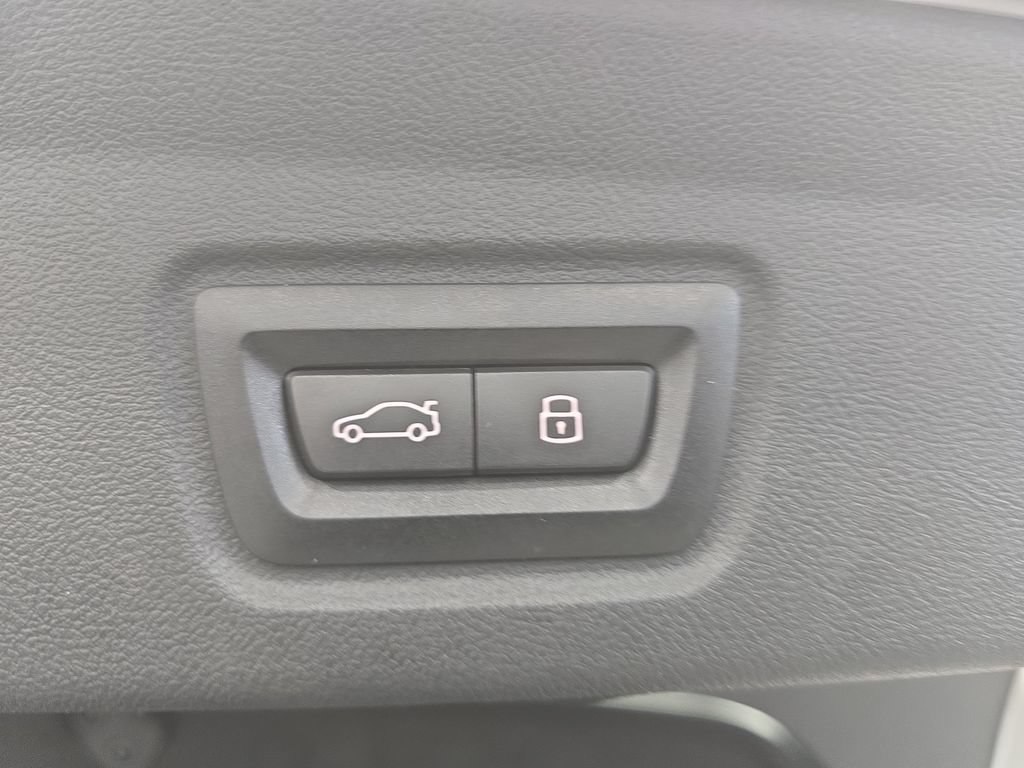 Certified 2024 BMW i4 eDrive35 RWD image 24