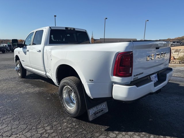 New 2026 RAM 3500 Laramie w/ Max Tow Package image 3