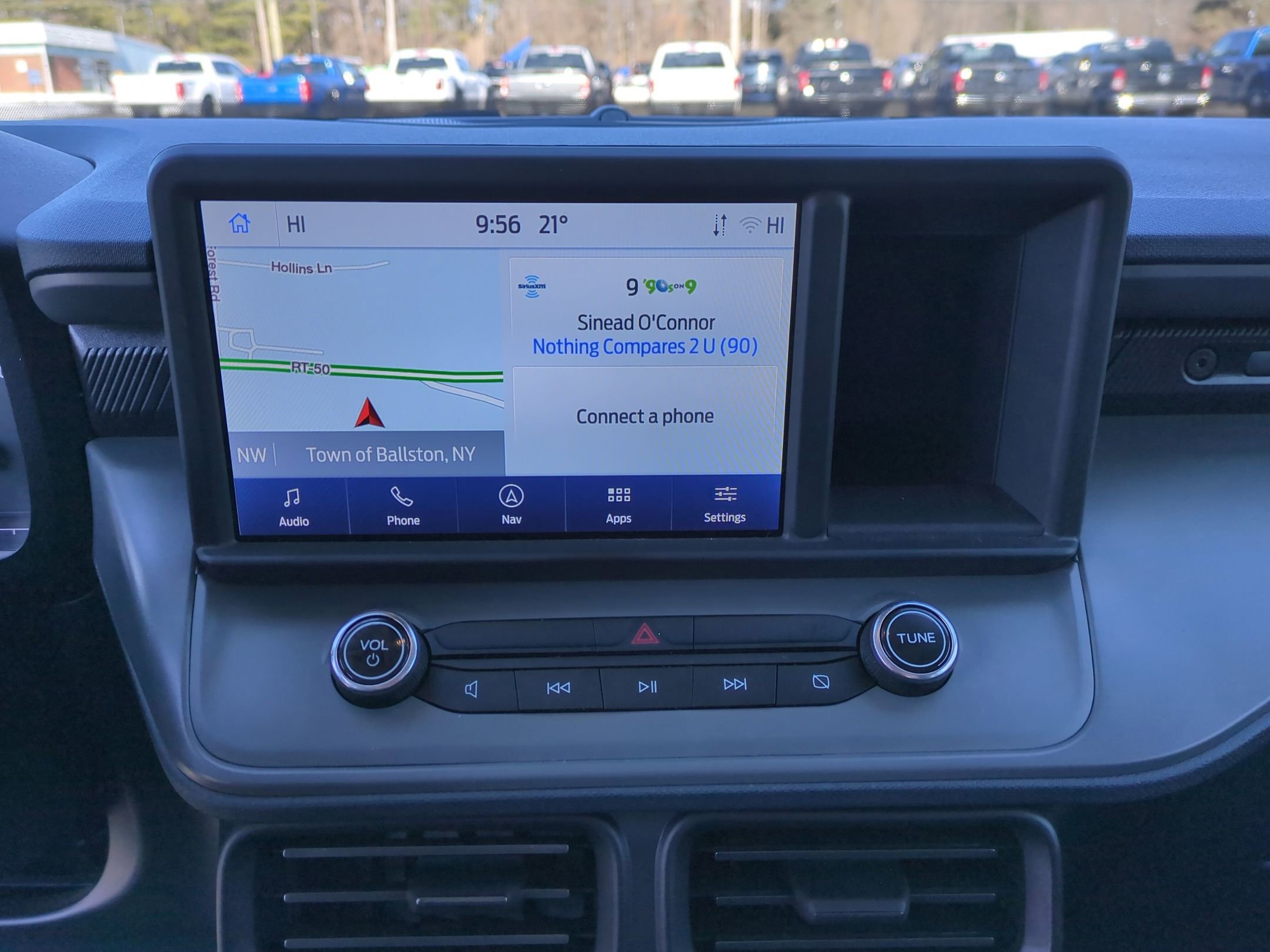 Certified 2024 Ford Maverick Lariat w/ Black Appearance Package image 11