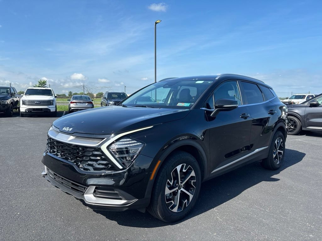 Certified 2025 Kia Sportage EX AWD/4WD image 7
