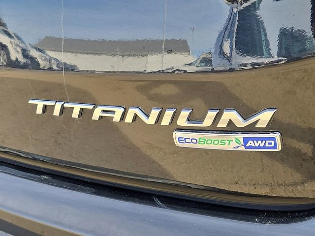 Used 2019 Ford Edge Titanium image 33