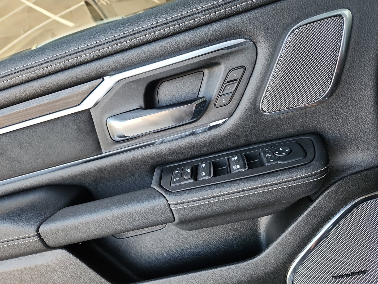 New 2026 RAM 1500 Laramie image 16