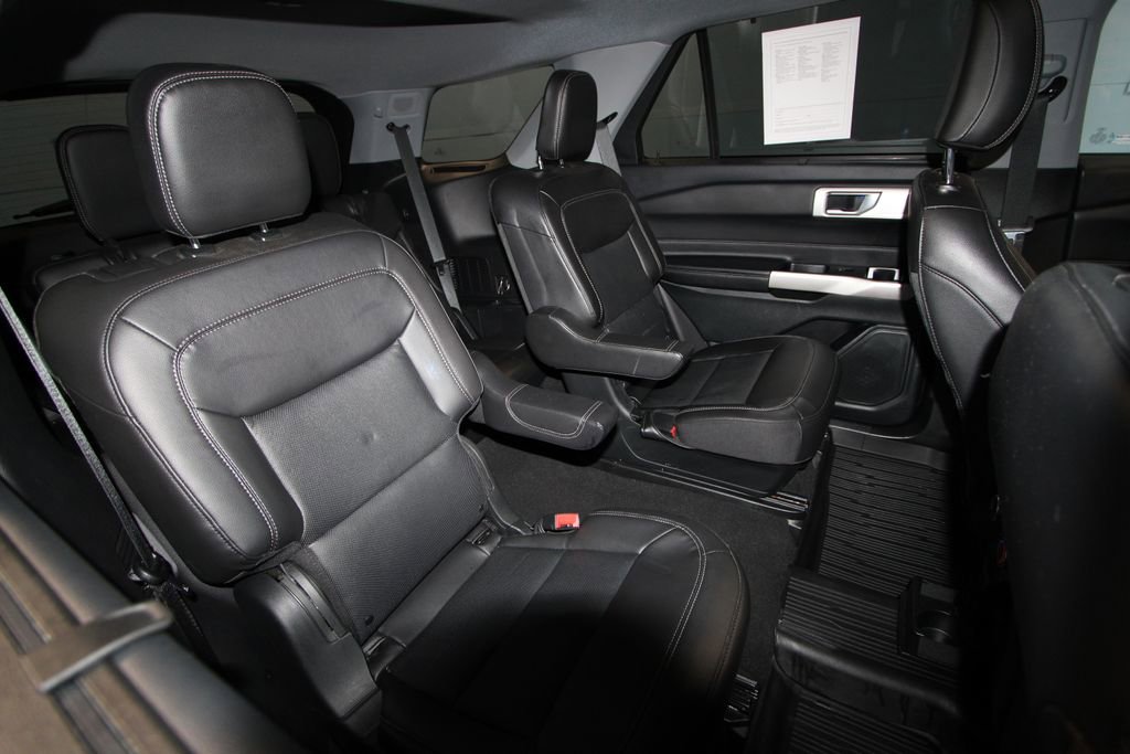 Used 2023 Ford Explorer Limited w/ Limited Technology Package image 28