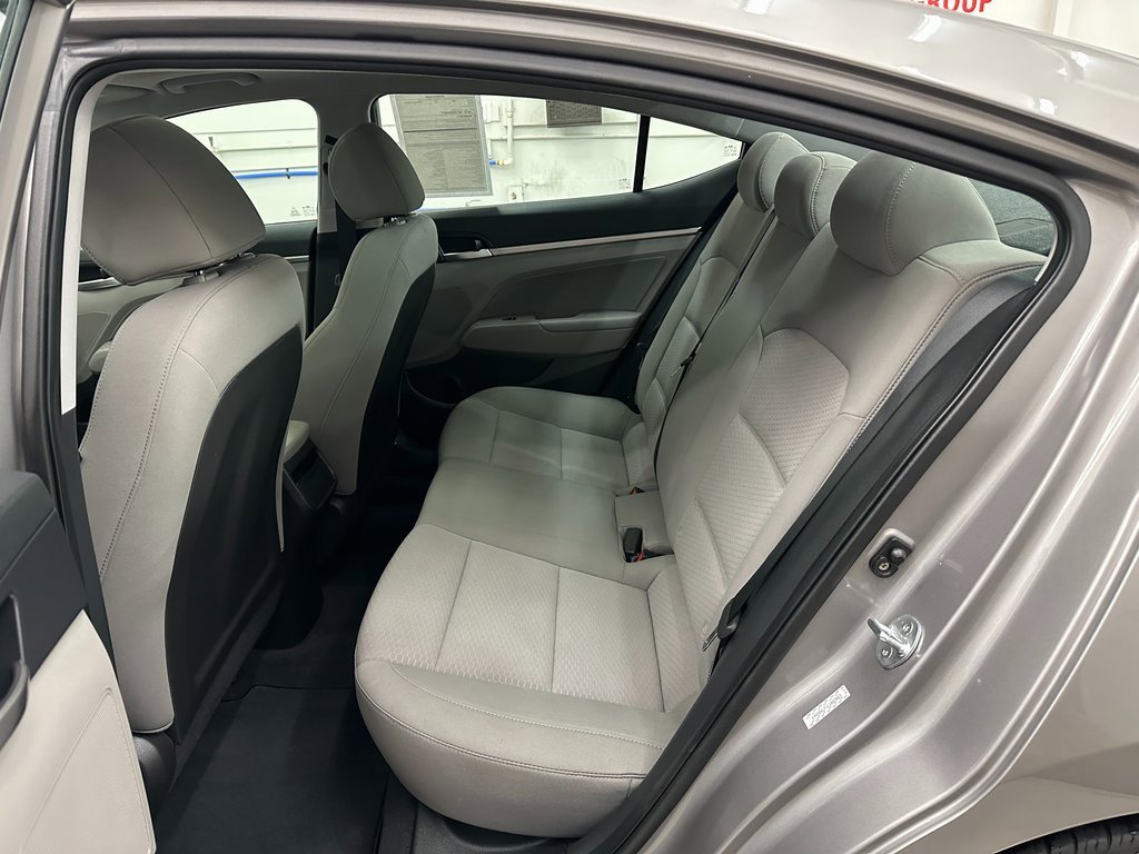Used 2020 Hyundai Elantra Value Edition image 24