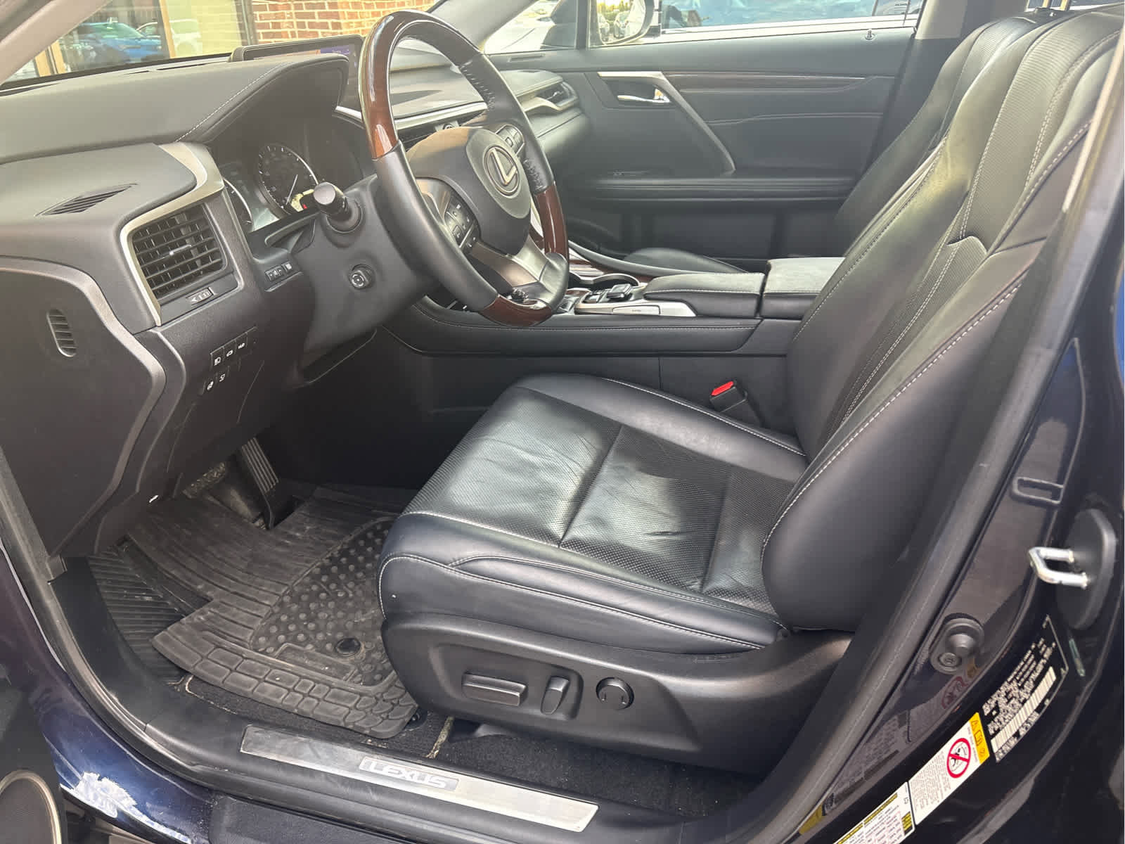 Used 2019 Lexus RX 350 AWD image 4