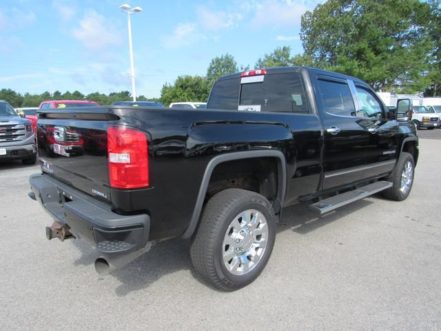 Certified 2018 GMC Sierra 2500 Denali w/ Duramax Plus Package AWD/4WD image 8
