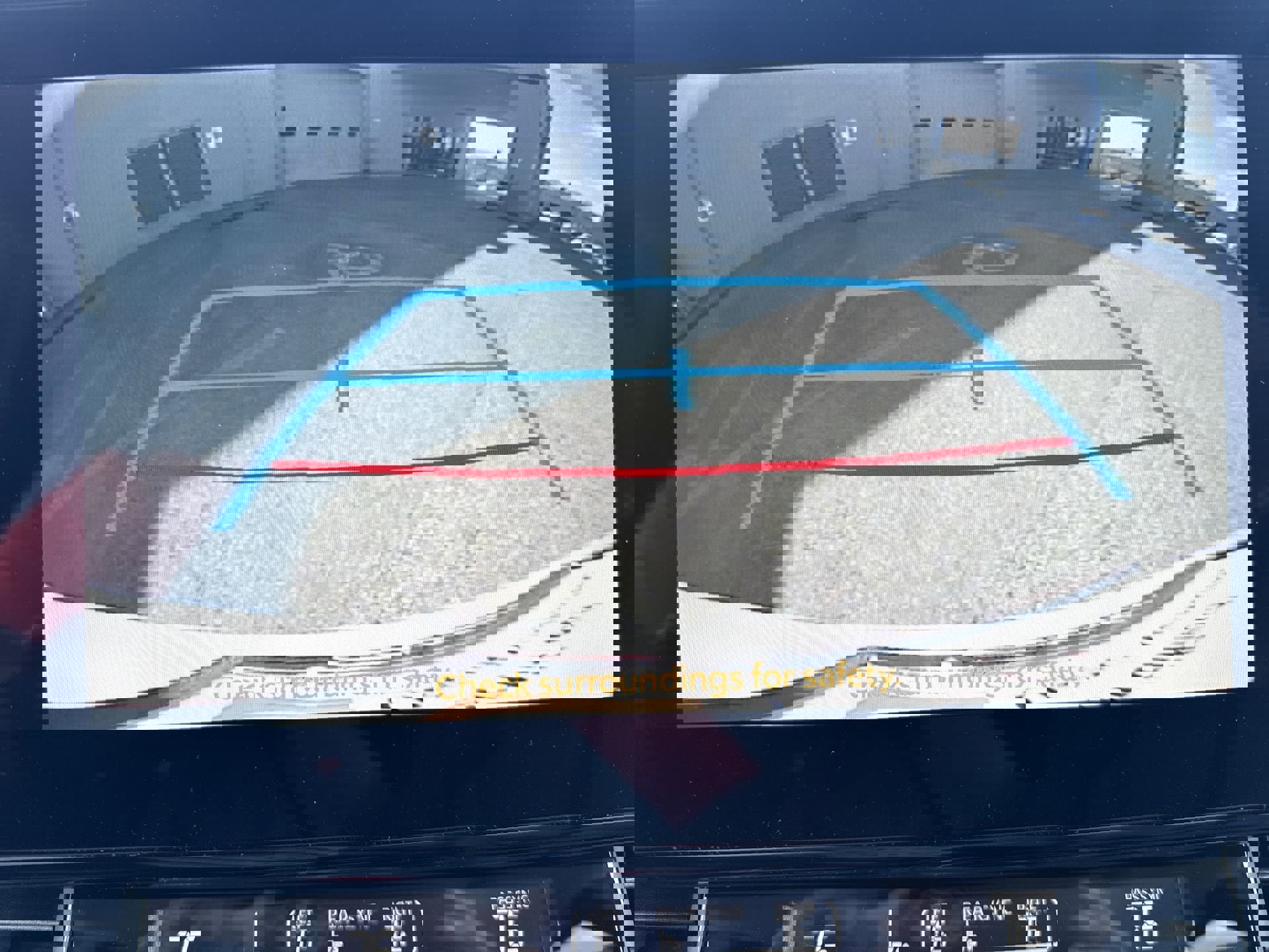 Certified 2026 Toyota Sienna XLE image 24