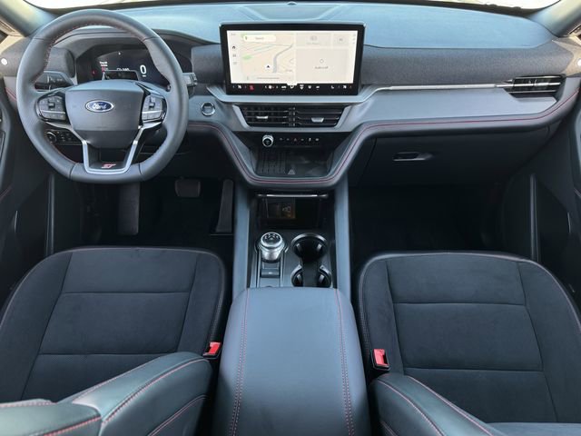 Used 2025 Ford Explorer ST image 9