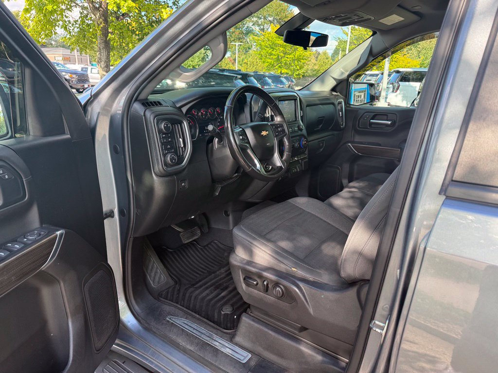 Used 2019 Chevrolet Silverado 1500 LT w/ All-Star Edition AWD/4WD image 11