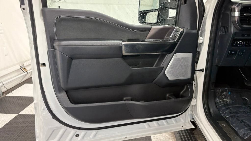 Certified 2026 Ford F150 Platinum AWD/4WD image 14